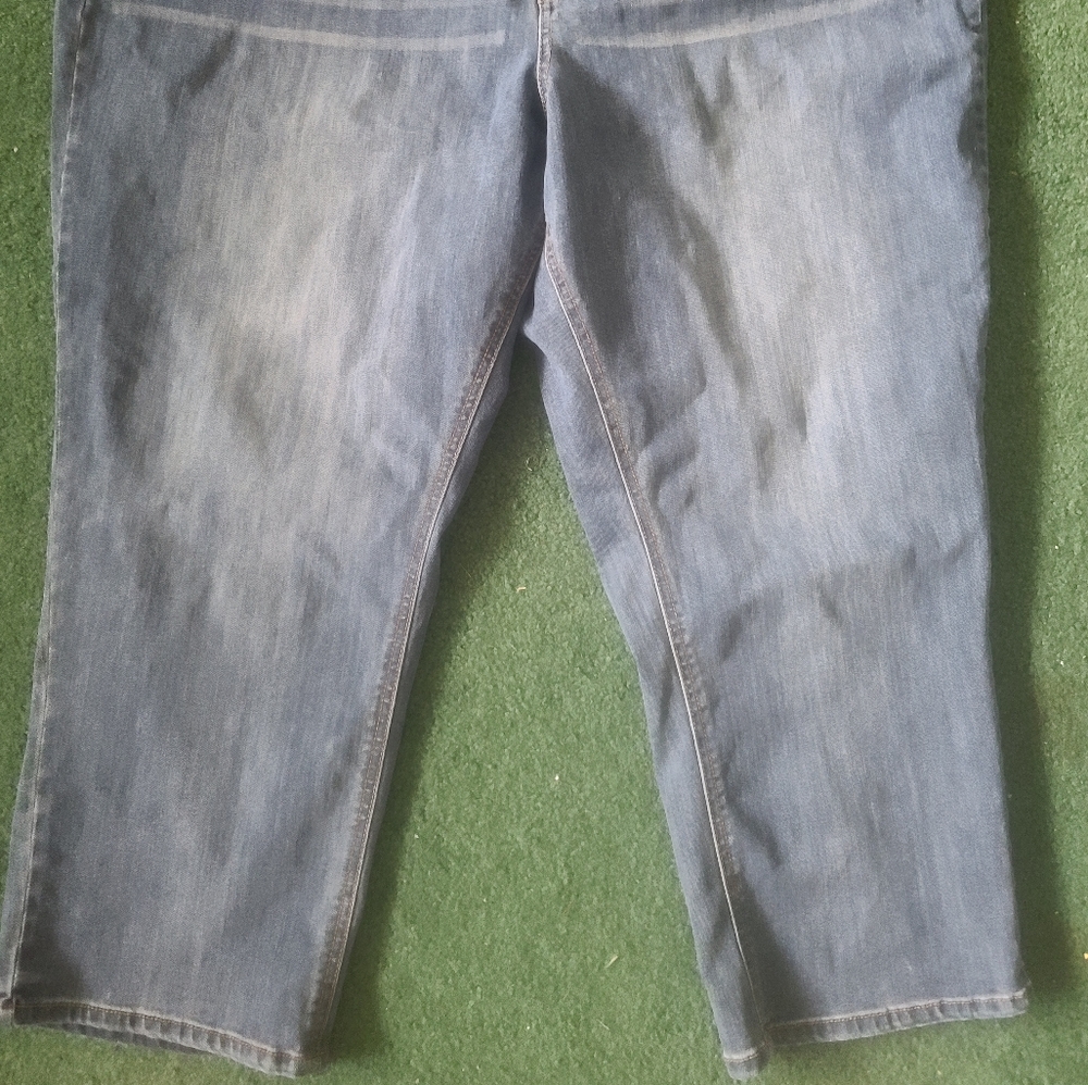 Jeans - Picture 3 of 4